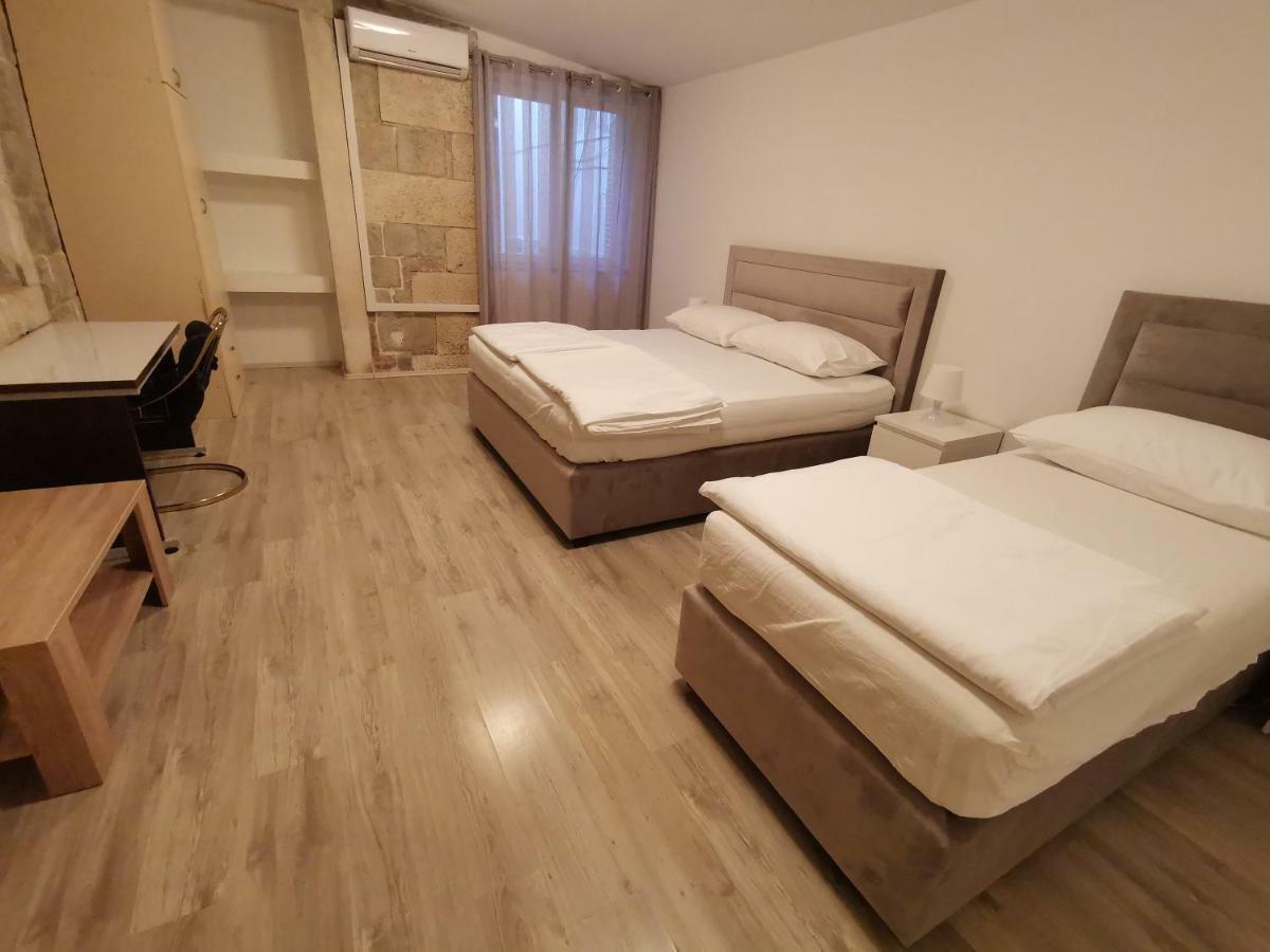 Spacious 140M2 Downtown 3 Bedroom Apartment Σπλιτ Εξωτερικό φωτογραφία