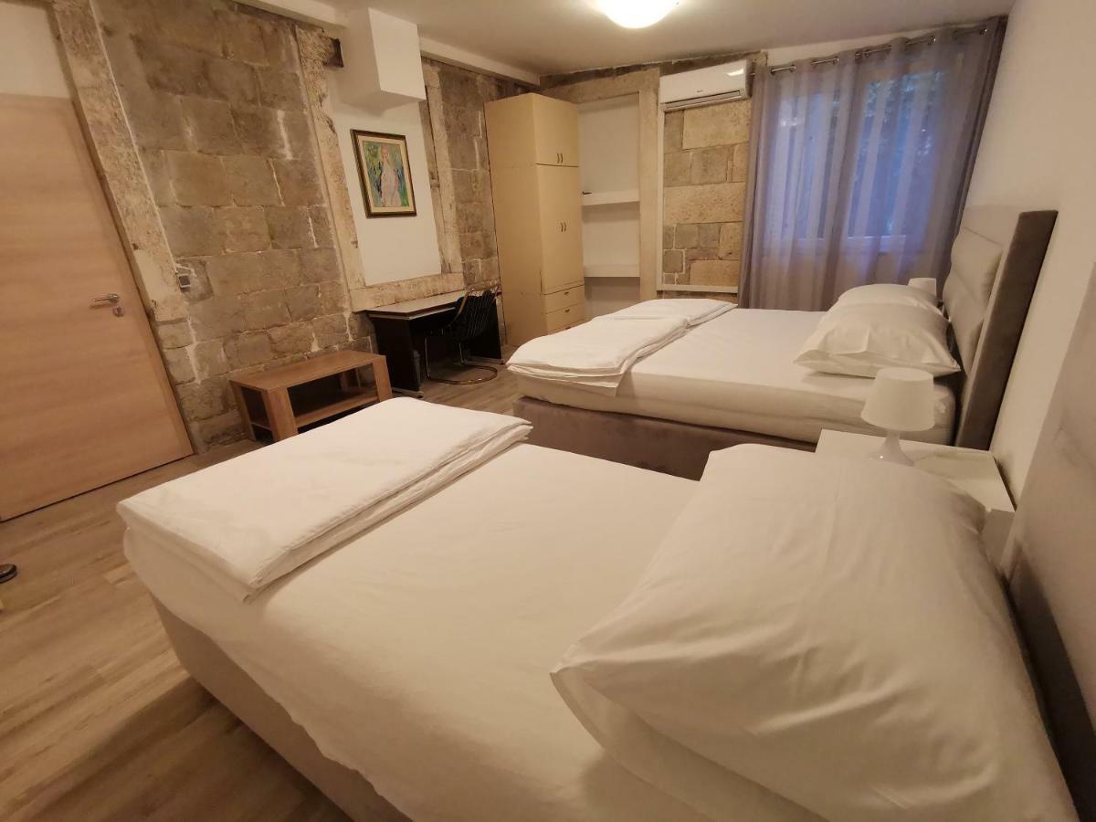 Spacious 140M2 Downtown 3 Bedroom Apartment Σπλιτ Εξωτερικό φωτογραφία
