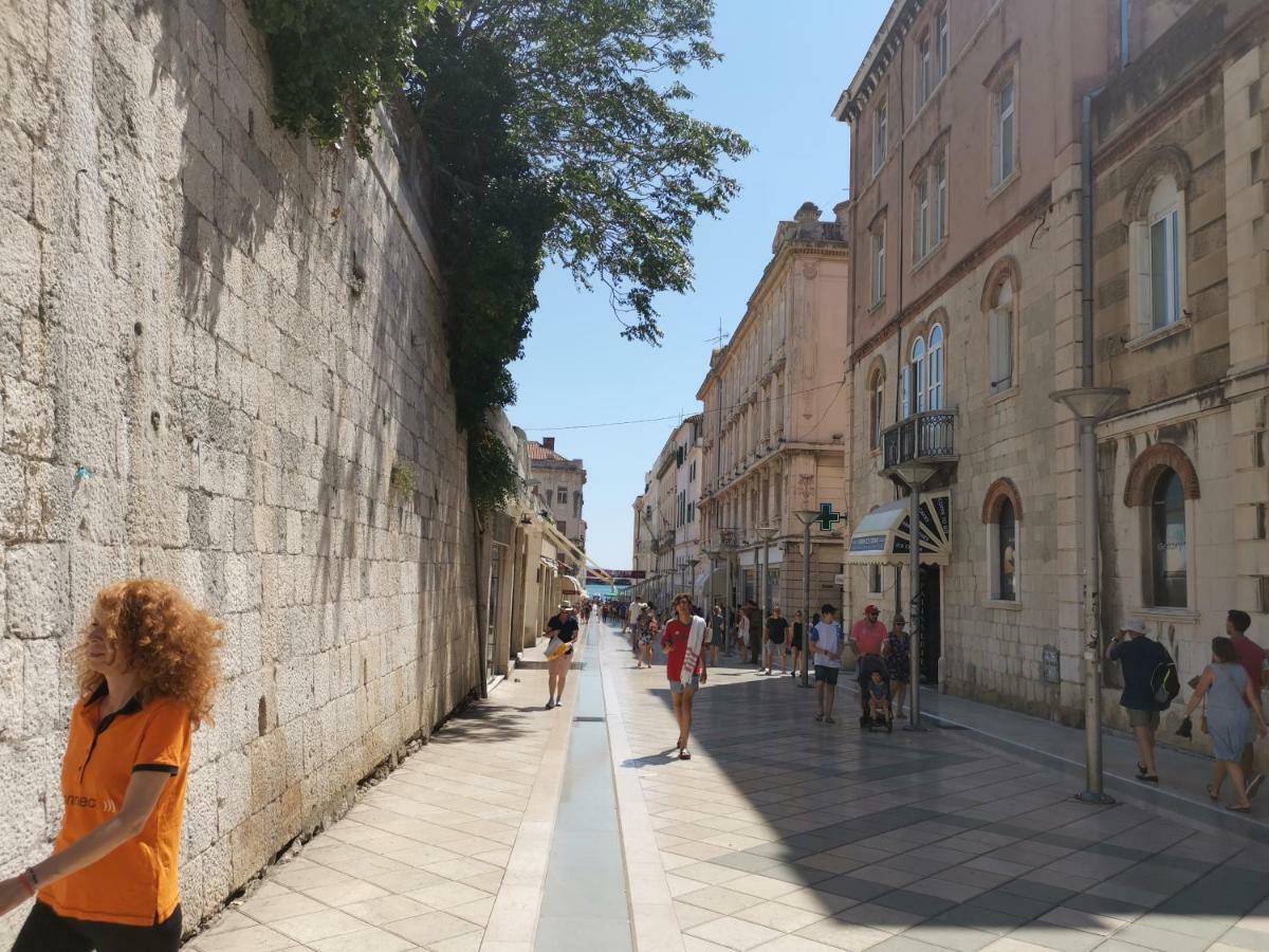 Spacious 140M2 Downtown 3 Bedroom Apartment Σπλιτ Εξωτερικό φωτογραφία